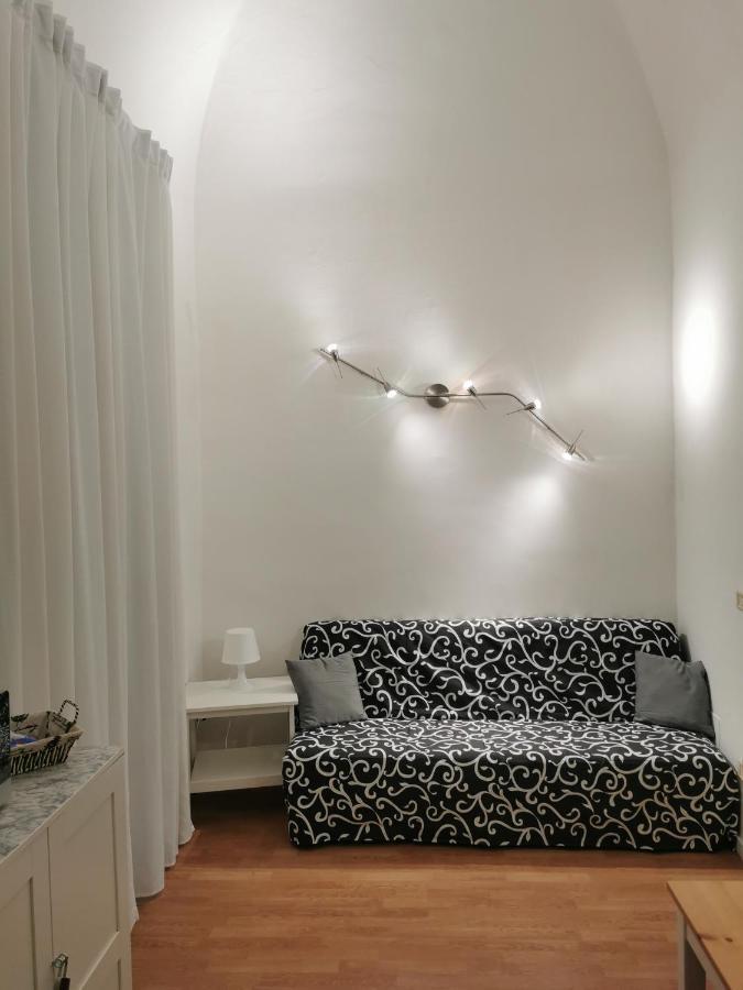 Zona Castello Apartment คาตาเนีย ภายนอก รูปภาพ