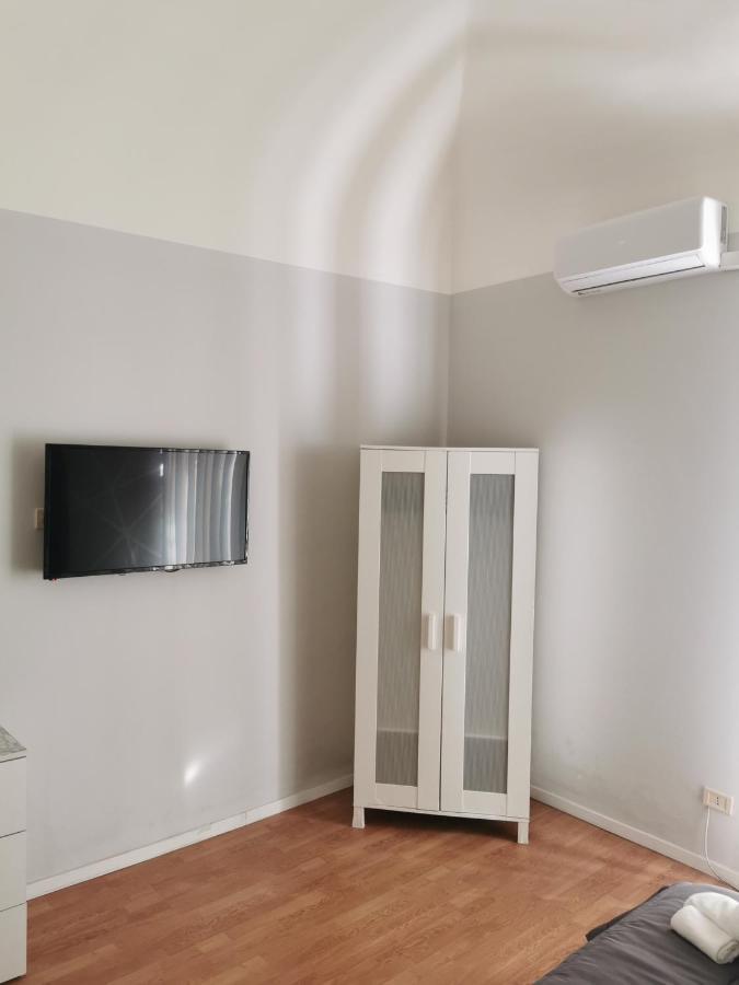 Zona Castello Apartment คาตาเนีย ภายนอก รูปภาพ
